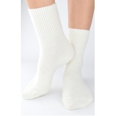 Жіночі гладкі шкарпетки із вовною Noviti SB081 36-41 Жіночі гладкі шкарпетки із вовною Noviti SB081 36-41